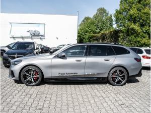 BMW i5 xDrive40 MSport HUD PANO ACC AHK RFK NAVI