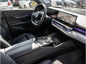BMW i5 xDrive40 MSport HUD PANO ACC AHK RFK NAVI