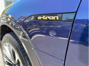 Audi e-tron advanced 50 quattro Matrix LED Pano