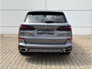 BMW X5 xDrive30d** Businesskundenaktion min 4. PKWs auf die Firma  zugelassen**