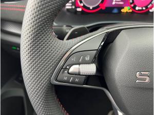 Skoda Octavia OCTAVIA COMBI RS 2.0TSI *AHK*NAVI*DCC*