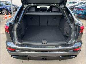 Audi Q6 e-tron Q6 Sportback e-tron performance S line AHK