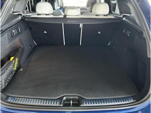 Mercedes-Benz GLC 220 d 4MATIC+ Edition AMG-Line+AHK+Sitzklima+Winter-Paket+360°-Kamera+Totwinkel