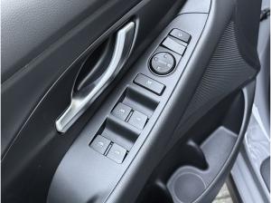 Hyundai i30 N LINE 5-Türer 1.6 T-GDI 7-DCT RFK LED NAVI KLIMA SITZHEIZ.