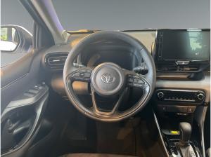 Toyota Yaris - 1.5 l Hybrid +nur Pflege + Medizin-sofort
