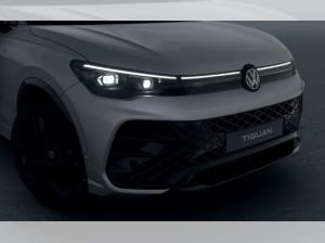 Volkswagen Tiguan R-Line 2.0TDI 193 PS *BLACK STYLE*LEDER*AHK*PANO*MATRIX*STDHZG*75.895 €