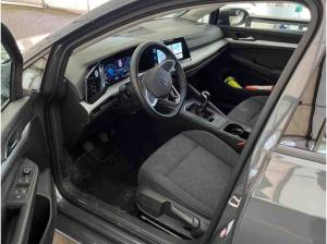 Volkswagen Golf Life 2.0 TDI LED/TravelAssist/Navi/Sitzhzg