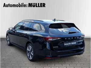 Skoda Superb Combi iV 204 PS | NUR 1x verfügbar | Schwarz Metallic | TOP Ausstattung