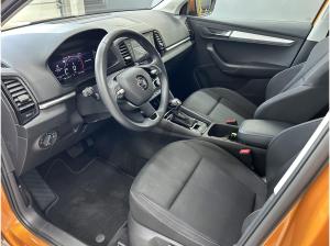 Skoda Karoq Selection 1,5l TSI DSG *RFK SHZ PANO NAVI*