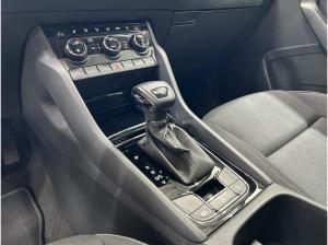 Skoda Karoq Selection 1,5l TSI DSG *RFK SHZ PANO NAVI*