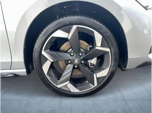 Skoda Superb SUPERB COMBI Sportline 2.0 TDI DSG /AHK/ACC/NAVI
