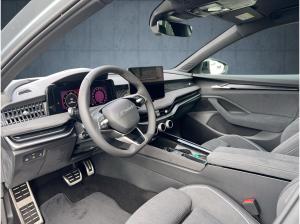 Skoda Superb SUPERB COMBI Sportline 2.0 TDI DSG /AHK/ACC/NAVI