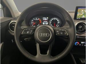 Audi Q2 advanced 35 TFSI S tr. RFK NAVI MATRIX PANO