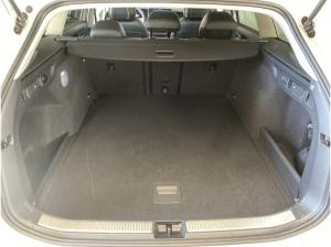 Volkswagen Passat 1.5 eTSI Business *AHK*Area View*LED*SHZ