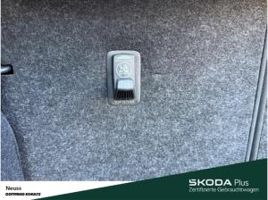 Skoda Kamiq SELECTION TSI SMART-LINK EINPARKHILFE SITZHEIZUNG LED