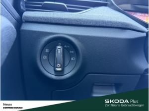 Skoda Kamiq SELECTION TSI SMART-LINK EINPARKHILFE SITZHEIZUNG LED