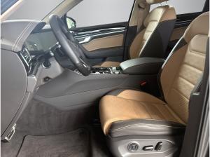 Volkswagen Touareg R-Line 3.0TDI +STDHZ+AHK+LUFT+HUD+