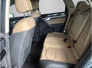 Volkswagen Touareg R-Line 3.0TDI +STDHZ+AHK+LUFT+HUD+