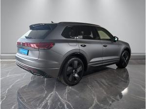 Volkswagen Touareg R-Line 3.0TDI +STDHZ+AHK+LUFT+HUD+