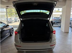 Skoda Karoq Sportline AHK 5.J Gar. Matrix E.Klap 360 Gra