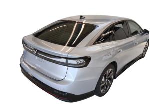 Volkswagen ID.7 Pro S - Interieurpaket und Exterieurpaket / 8-fach Bereift