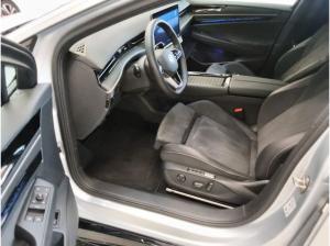 Volkswagen ID.7 Pro S - Interieurpaket und Exterieurpaket / 8-fach Bereift