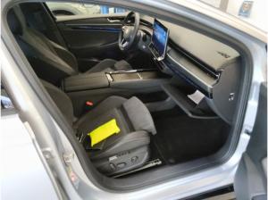 Volkswagen ID.7 Pro S - Interieurpaket und Exterieurpaket / 8-fach Bereift