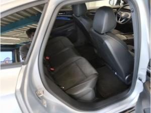 Volkswagen ID.7 Pro S - Interieurpaket und Exterieurpaket / 8-fach Bereift