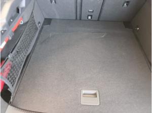 Volkswagen ID.7 Pro S - Interieurpaket und Exterieurpaket / 8-fach Bereift