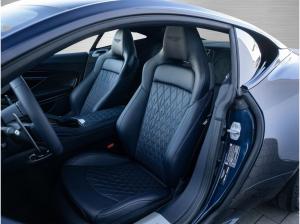 Aston Martin DB12 4.0 V8