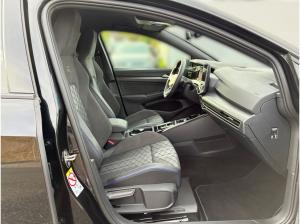 Volkswagen Golf Variant R-Line 1.5 eTSI DSG / CarPlay, LED