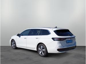Volkswagen Passat Elegance 2.0 TDI DSG / Navi, Matrix, ACC