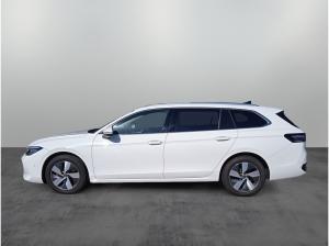 Volkswagen Passat Elegance 2.0 TDI DSG / Navi, Matrix, ACC
