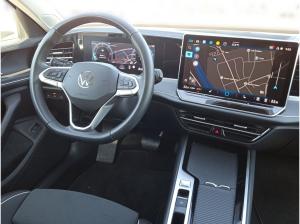 Volkswagen Passat Elegance 2.0 TDI DSG / Navi, Matrix, ACC