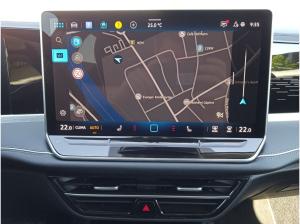 Volkswagen Passat Elegance 2.0 TDI DSG / Navi, Matrix, ACC