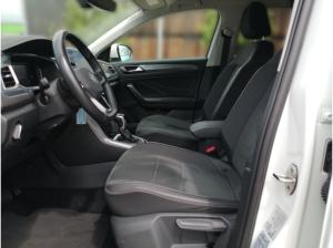 Volkswagen T-Roc Style 1.5 TSI DSG/ CarPlay, ParkAssi, LED+