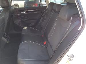 Volkswagen Passat Elegance 2.0 TDI DSG / Navi, Matrix, ACC