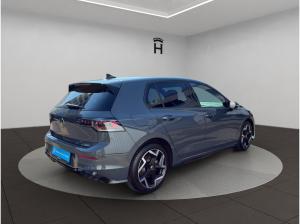 Volkswagen Golf VIII 2.0 TDI DSG R line / SOFORT VERFÜGBAR !