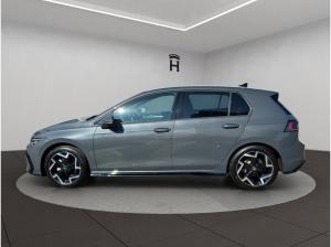 Volkswagen Golf VIII 2.0 TDI DSG R line / SOFORT VERFÜGBAR !
