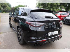 Alfa Romeo Stelvio INTENSA 2.0 Turbo 16V 206kW 280 PS AT8 - Q4
