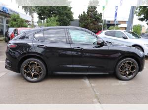 Alfa Romeo Stelvio INTENSA 2.0 Turbo 16V 206kW 280 PS AT8 - Q4
