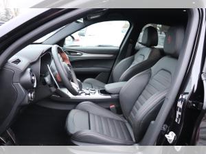 Alfa Romeo Stelvio INTENSA 2.0 Turbo 16V 206kW 280 PS AT8 - Q4
