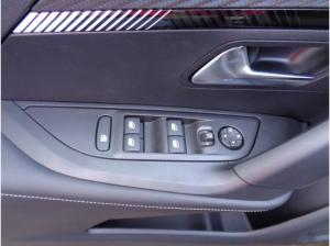 Peugeot 2008 Allure Hybrid 145 Allwetterreifen, Sitzheizung
