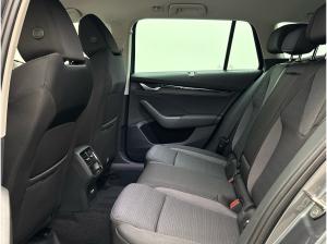Skoda Octavia Combi 2.0 TDI 150PS DSG Selection *SOFORT VERFÜGBAR*
