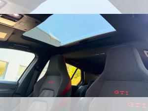 Volkswagen Golf GTI 2,0l TSI DSG I Black-Style, Pano