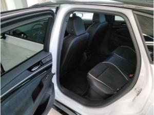 Volkswagen ID.7 Pro S - Interieur Plus und Exterieur Plus Paket + Pano / 8-fach Bereift