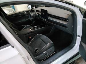 Volkswagen ID.7 Pro S - Interieur Plus und Exterieur Plus Paket + Pano / 8-fach Bereift