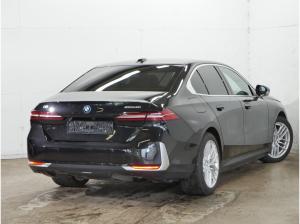 BMW i5 eDrive40 Head-Up/360°/SHZ hinten/DrivingAss.Prof./Autobahnass./HK/Komfortsitze/Gestik.
