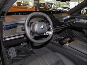 BMW 740 xDrive HUD ACC AHK NAVI LED Sound Syst. DAB