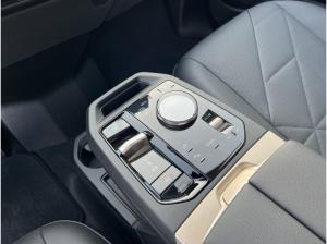 BMW ix xDrive40